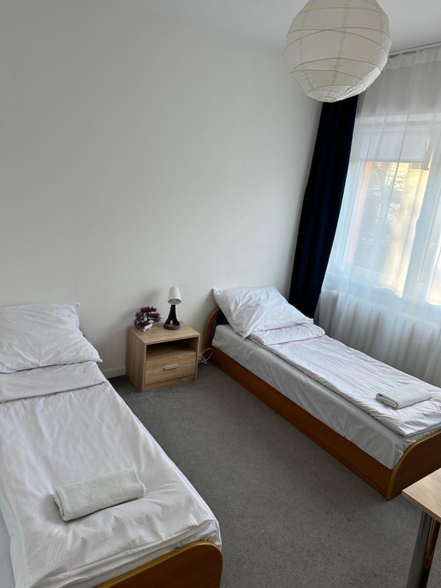Hostel Demi Krakow Bagian luar foto
