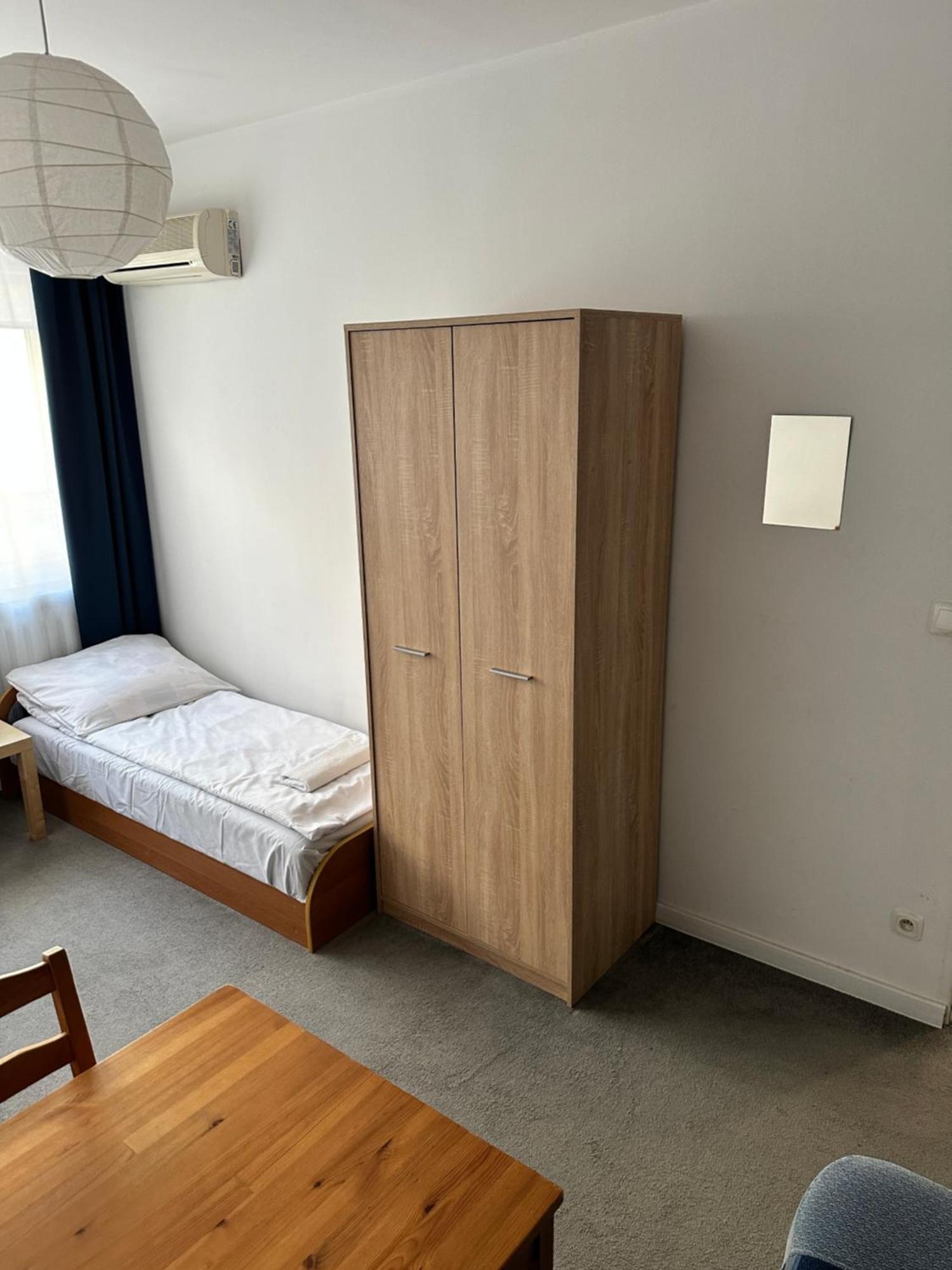Hostel Demi Krakow Bagian luar foto